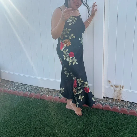 Vintage Jones New York Black Floral Maxi slip Dress - Picture 1 of 3